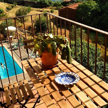Apartamentos La Rosa Y El Pastor Guijo de Santa Bárbara Exteriör bild
