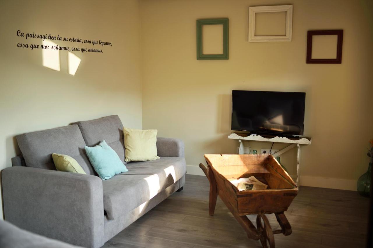 Apartamentos La Rosa Y El Pastor Guijo de Santa Bárbara Exteriör bild